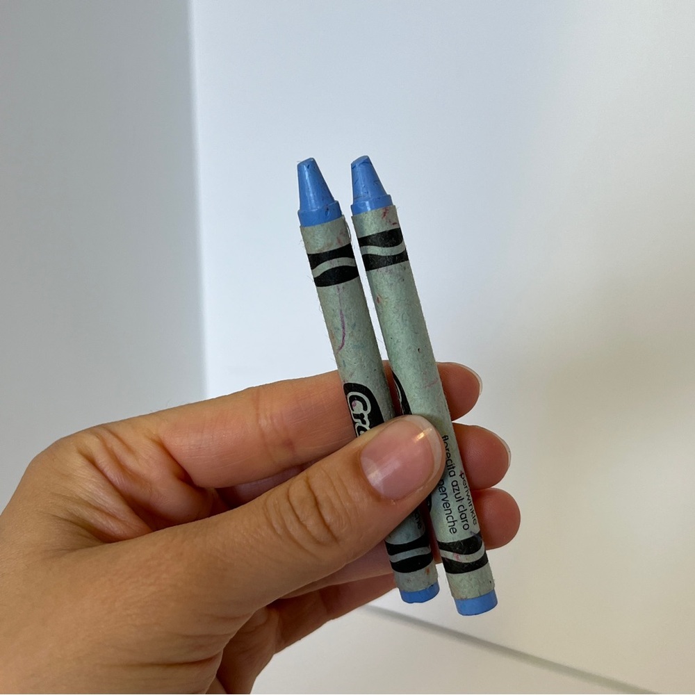 5/$25 Vintage 90s Periwinkle Light Blue Crayola Crayon Replacement Lot of 2 Used